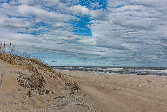 Serene Dunes