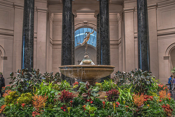 Grandeur at the National Gallery: Sculptural Fountain Amidst Marble